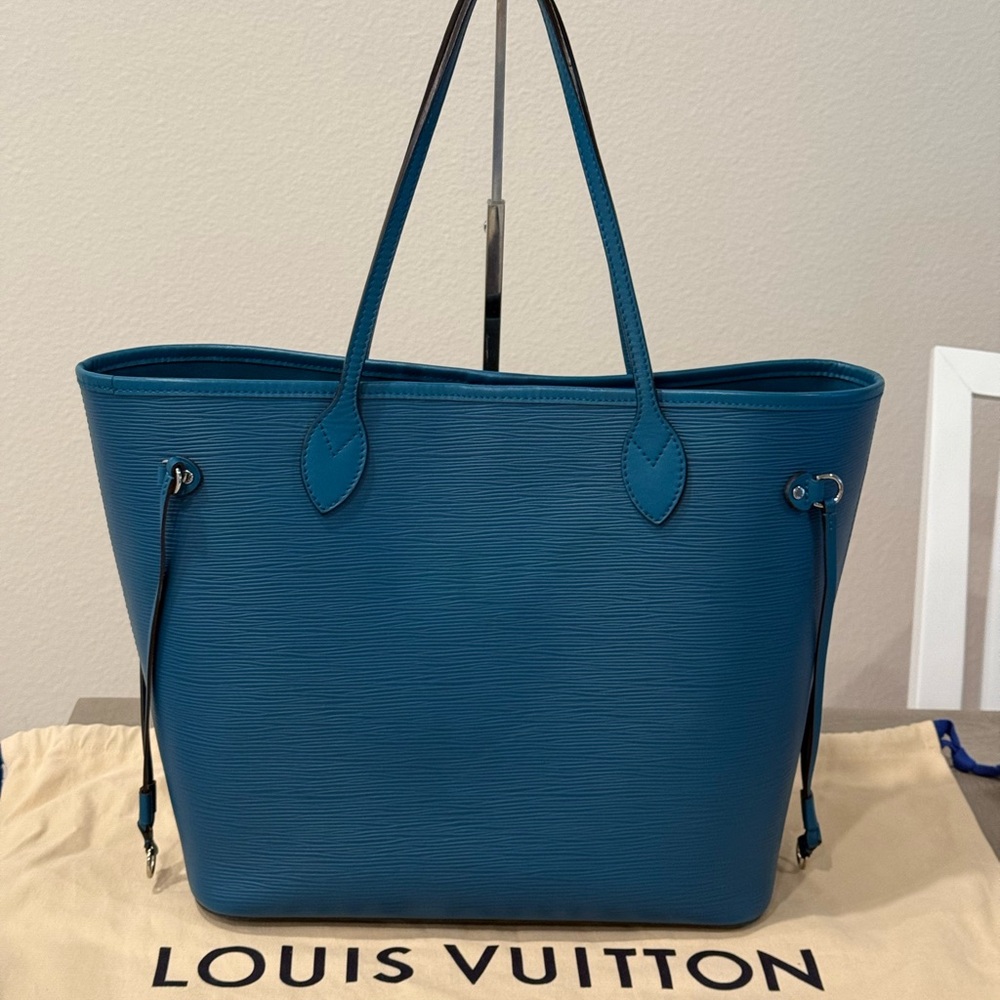 Louis Vuitton Epi Neverfull MM